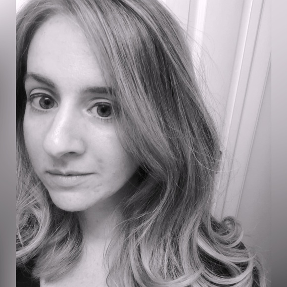 Meet your Posher, Theresa - Picture 1 of 1